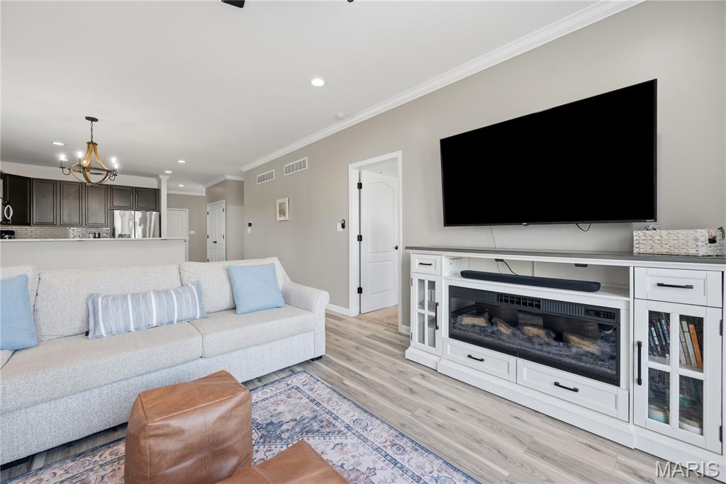 Oakleigh Park - Residential