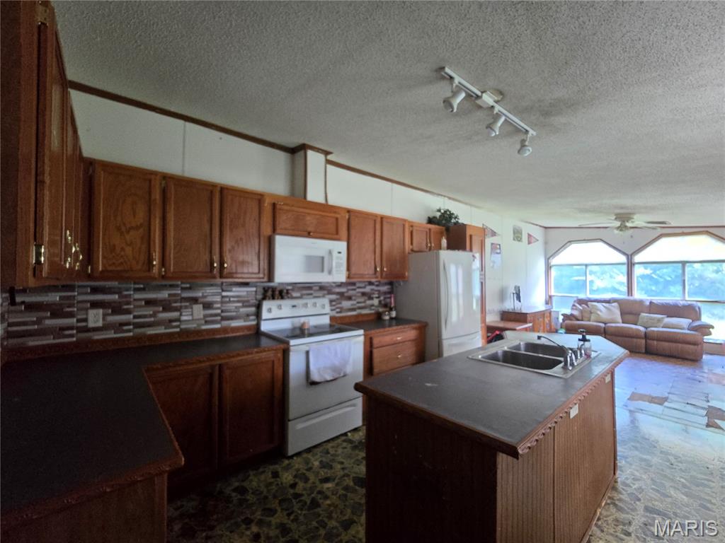 Lake Timberline - Residential