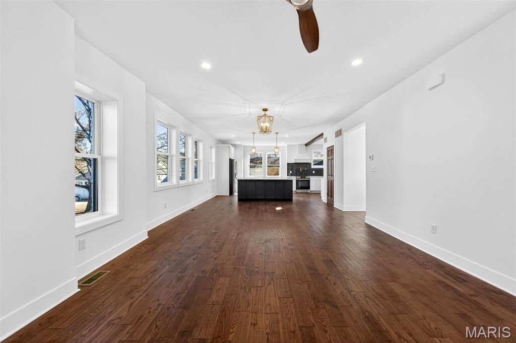 Tuxedo Park - Residential