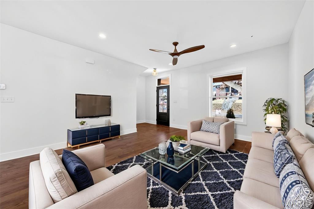 Tuxedo Park - Residential