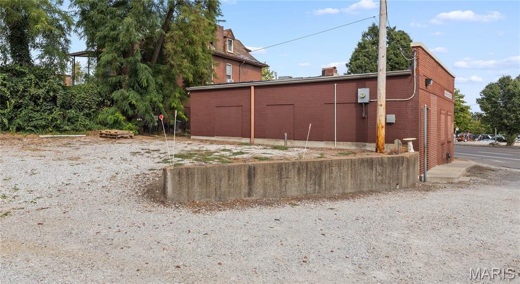 Lafayette Park Add - Commercial Lease