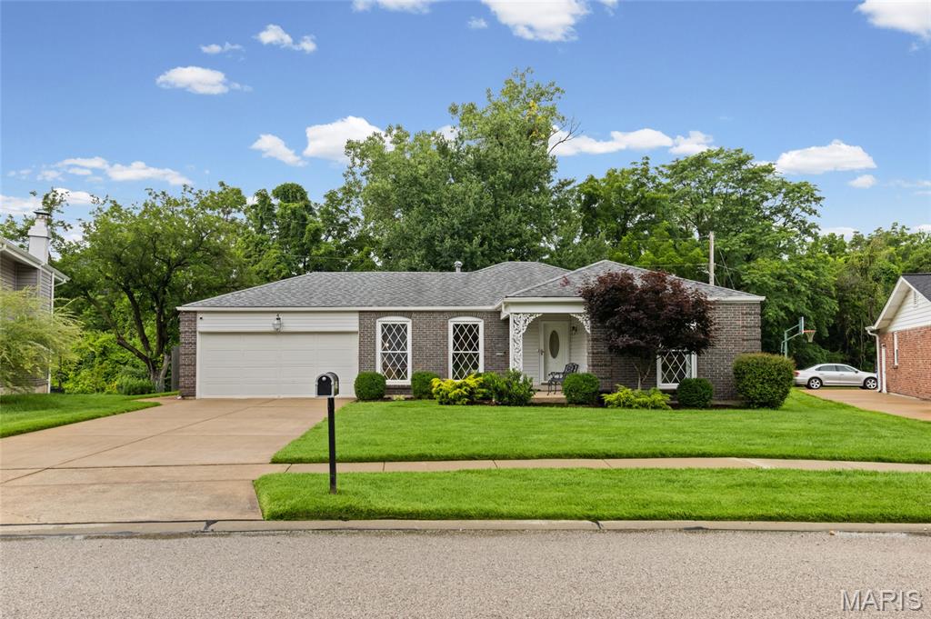 Welcome to 11756 Long Leaf Circle—an inviting 3-bedroom, 2-full-bath home tucked into a quiet, established neighborhood in the heart of 63146.

Thoughtfully designed for both everyday living and long-term comfort, this home offers a forward-thinking layout with three bedrooms and two updated full bathrooms all on one level. Whether you are looking for a home that works beautifully now or one that supports easy living for years to come, this is a layout that simply makes sense.

The kitchen is a true centerpiece, featuring crisp white quartz countertops that bring a fresh, elevated feel to the space. It is the kind of kitchen that makes weekday mornings easier, hosting more enjoyable, and everyday life feel like a treat. 

The warm oak floors make you never want to leave.

Outside, the screened-in back porch is ready to become one of your favorite places—perfect for slow morning coffee, an evening glass of wine, or simply enjoying the peaceful setting behind you. The quiet feel of the neighborhood offers a welcome retreat, while the location keeps you incredibly connected.

With easy access to both Highway 270 and Highway 364, commuting around St. Louis, getting to work, meeting friends, or heading out for errands is so convenient. A two-car garage adds everyday function, storage, and ease.

Quiet neighborhood charm, an updated and functional layout, beautiful finishes, and a central location—11756 Long Leaf Circle is a home that is ready to meet you where life is today and support where it is going next.