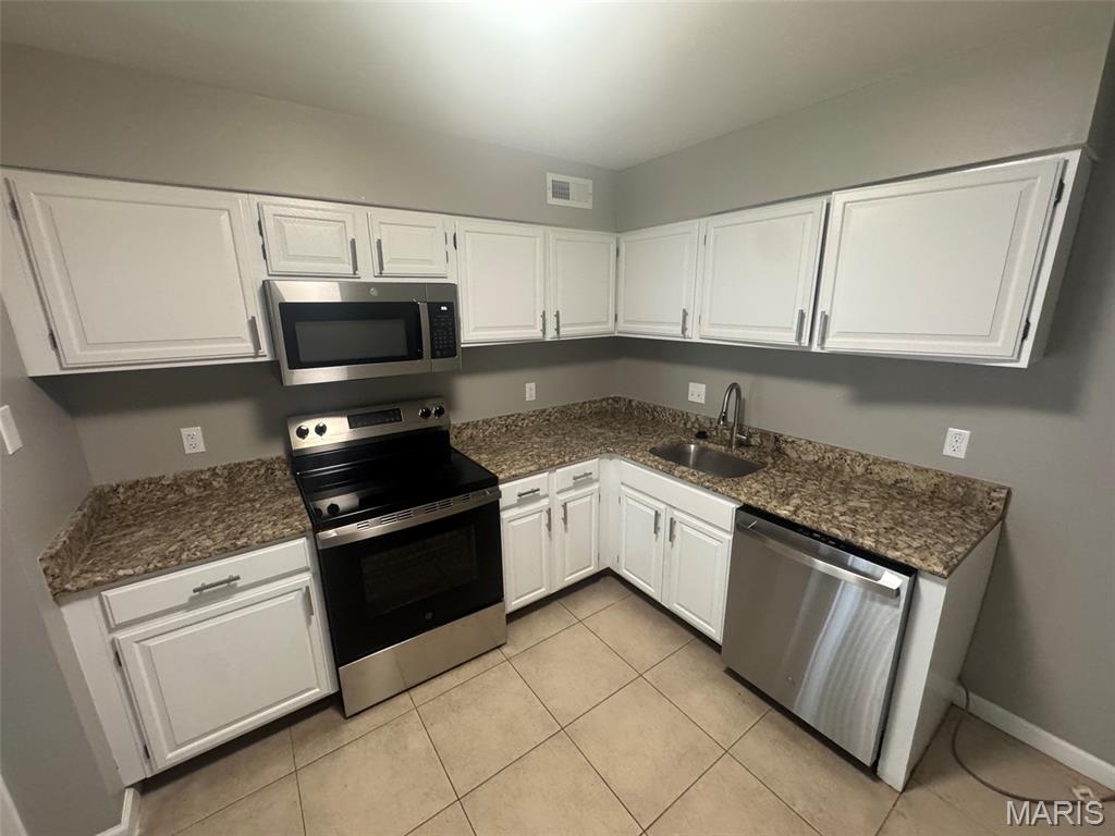 Sherwood Place Condo Four - Residential