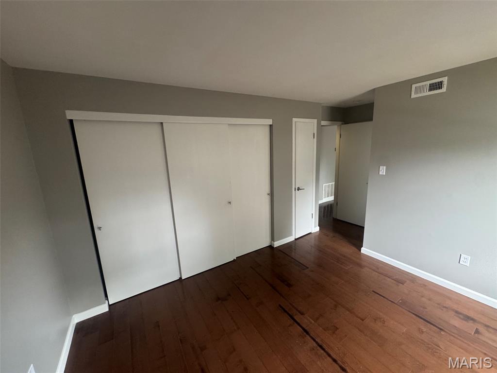 Sherwood Place Condo Four - Residential