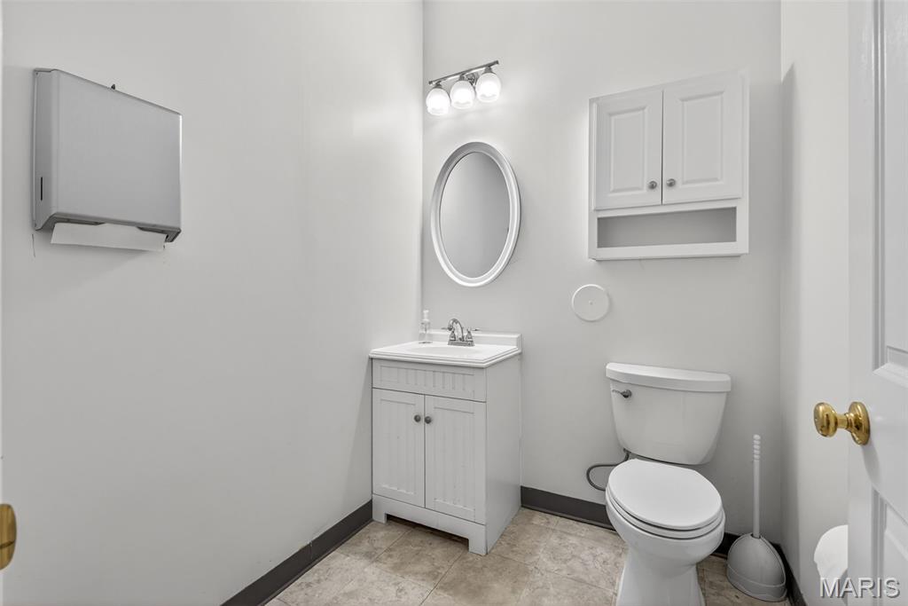 C F C Dev 1 - Commercial Lease