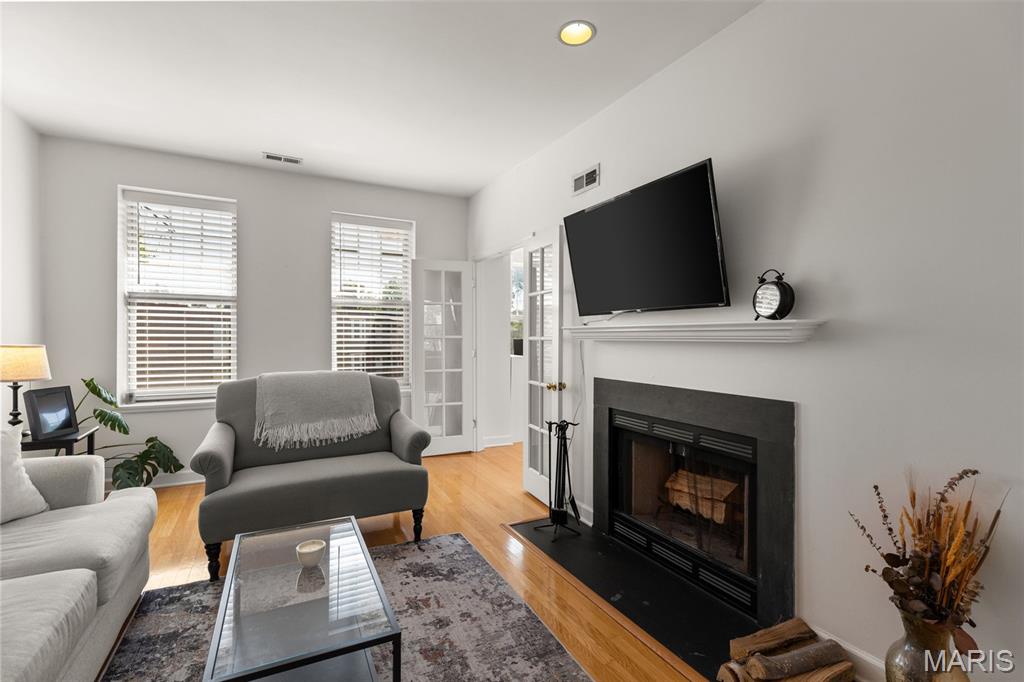 DeBaliviere Place West - Residential