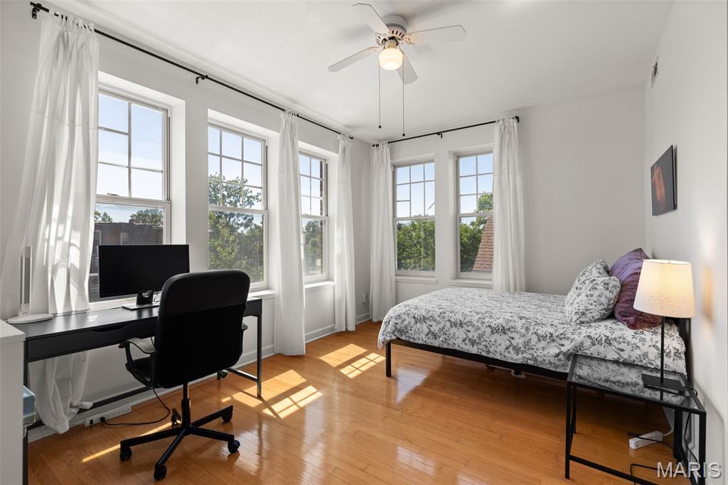 DeBaliviere Place West - Residential