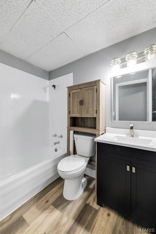 Doral Manor Condo The - Residential