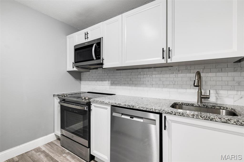 Doral Manor Condo The - Residential