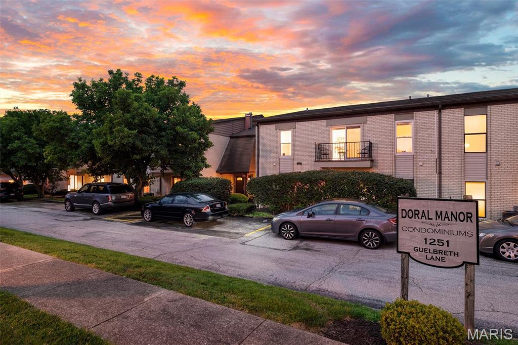 Doral Manor Condo The - Residential