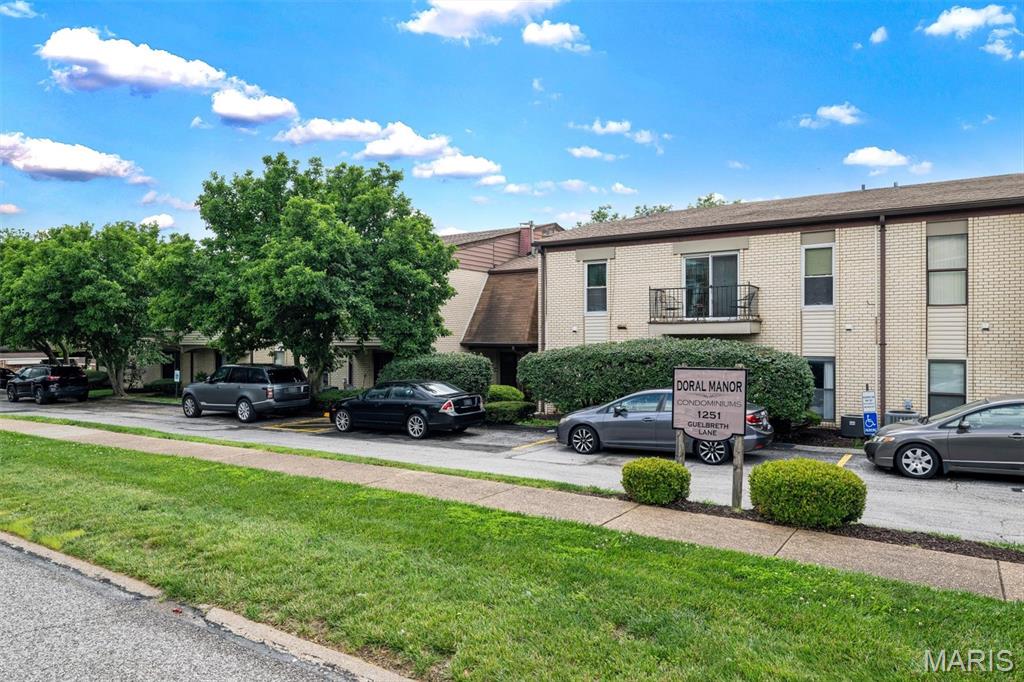 Doral Manor Condo The - Residential