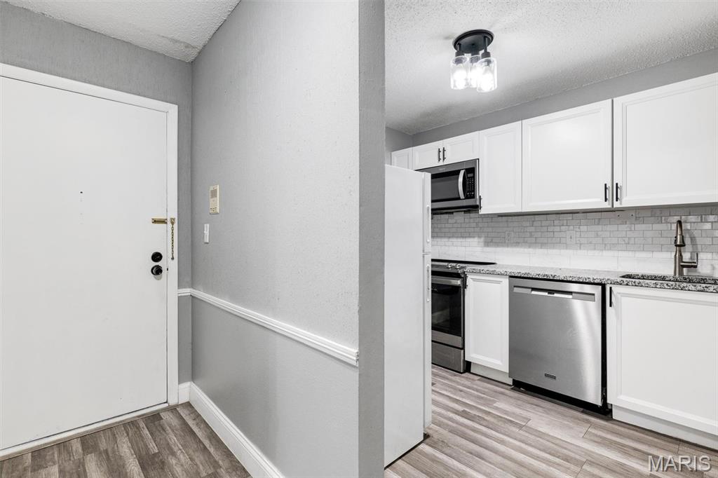 Doral Manor Condo The - Residential