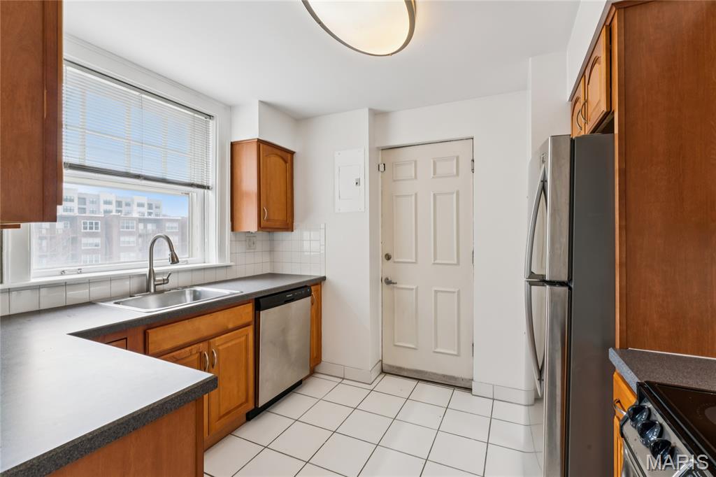 Randolph Condos - Residential