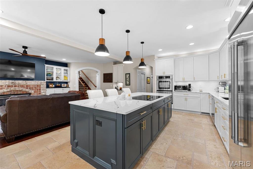 Crown Pointe Farms - Residential