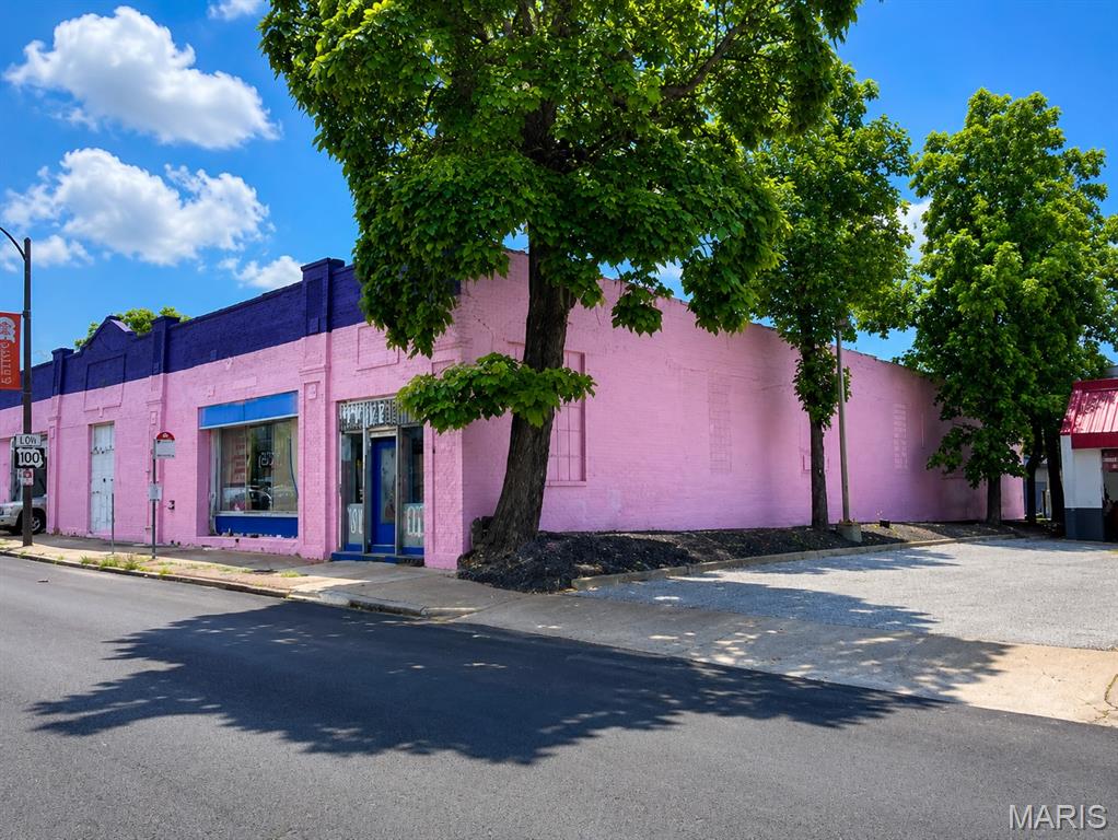 Calling all entrepreneurs and savvy investors: A functional automotive shop has just hit the market in one of St. Louis's most strategically positioned corridors. Located along bustling Manchester Avenue, this commercial property offers an established footprint for anyone looking to launch, relocate, or expand an auto-focused business. The property is operational and provides a solid foundation for a new owner to tailor the space to their specific business needs.

Setting at the top of the energetic Grove business district, this address pairs functionality with a location that practically markets itself. The surrounding neighborhood pulses with steady traffic, drawing a built-in customer base from nearby residents, commuters, and the broader metro. For an automotive operation, visibility and accessibility are everything—and this spot delivers both in spades. Few commercial opportunities combine an operational automotive setup with such a connected, high-demand location. Whether you're growing your portfolio or planting roots for a new venture, this property is ready to perform. Schedule your private tour today and seize the moment.