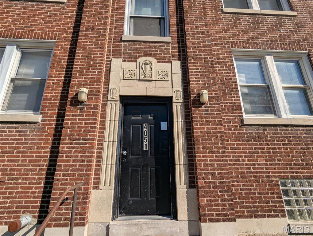 Grand Gravois Park - Residential Income