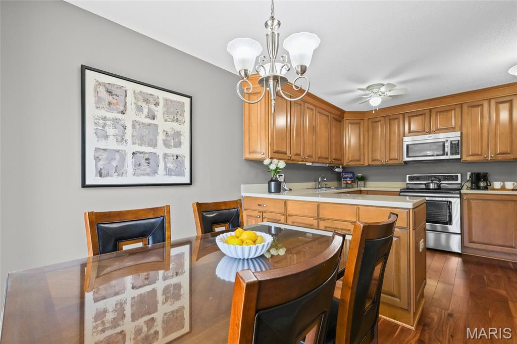 Treetop Condo - Residential