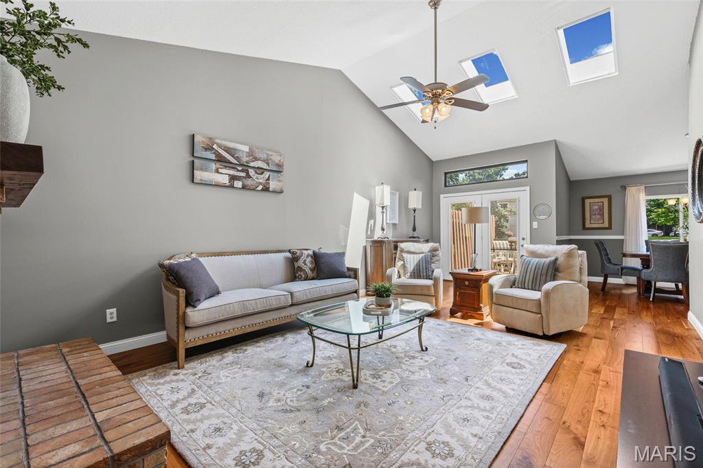 Treetop Condo - Residential