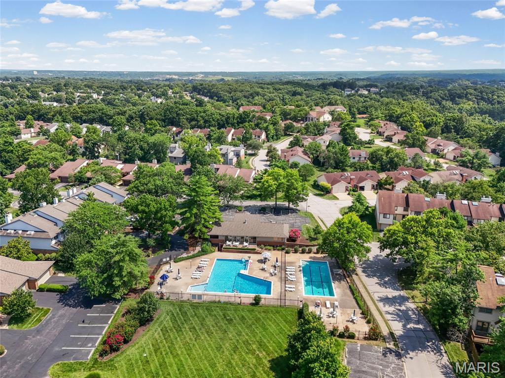 Treetop Condo - Residential