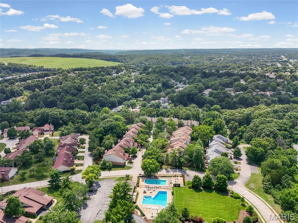 Treetop Condo - Residential