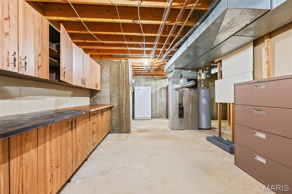 Treetop Condo - Residential