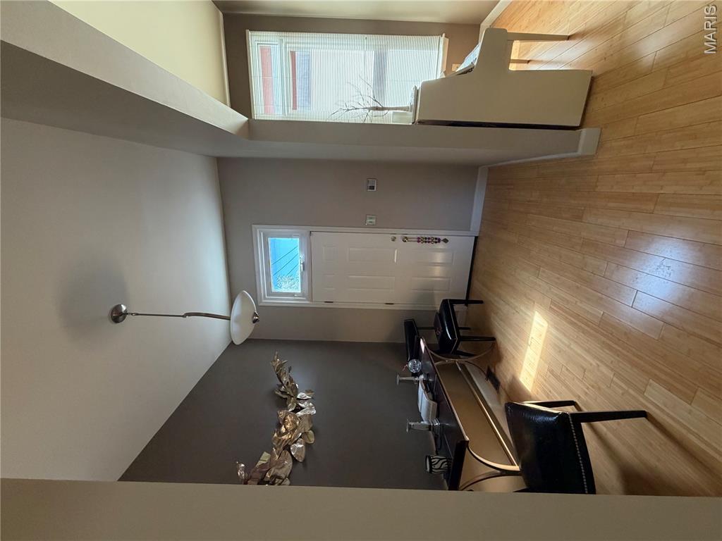 Lafayette Court - Residential