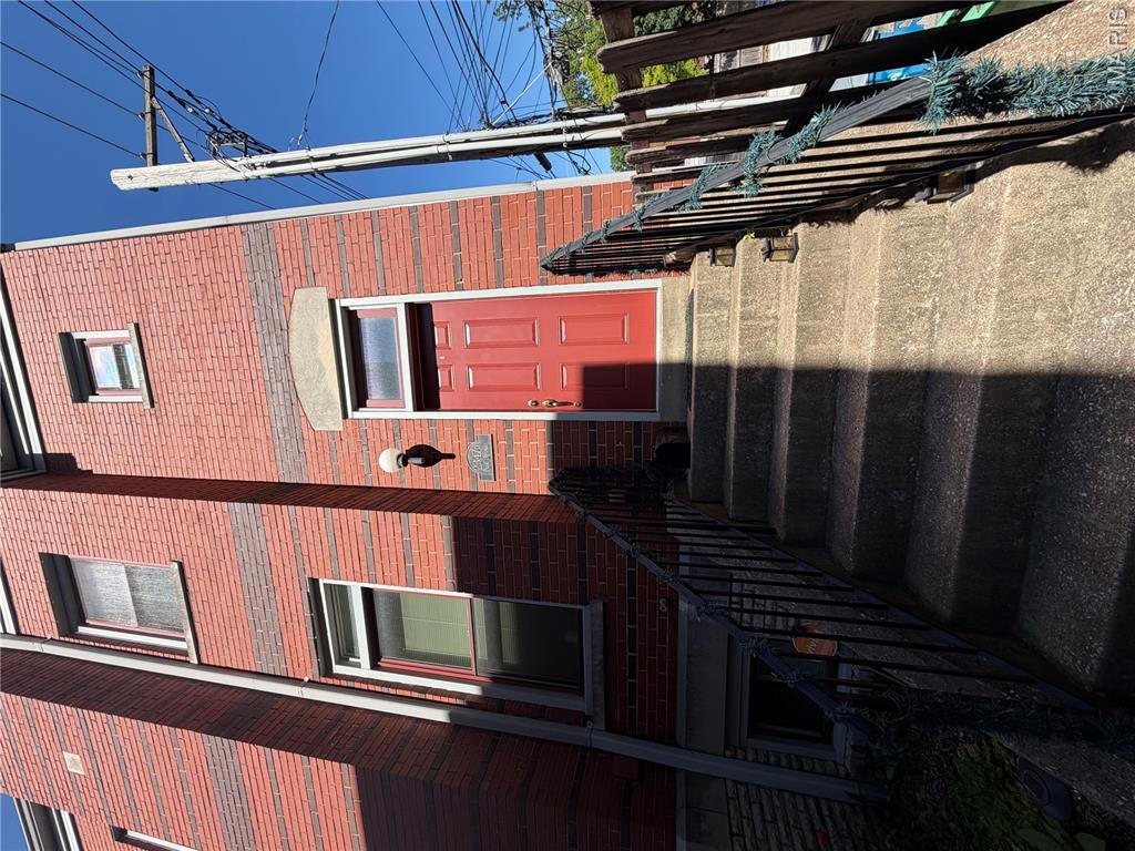 Lafayette Court - Residential