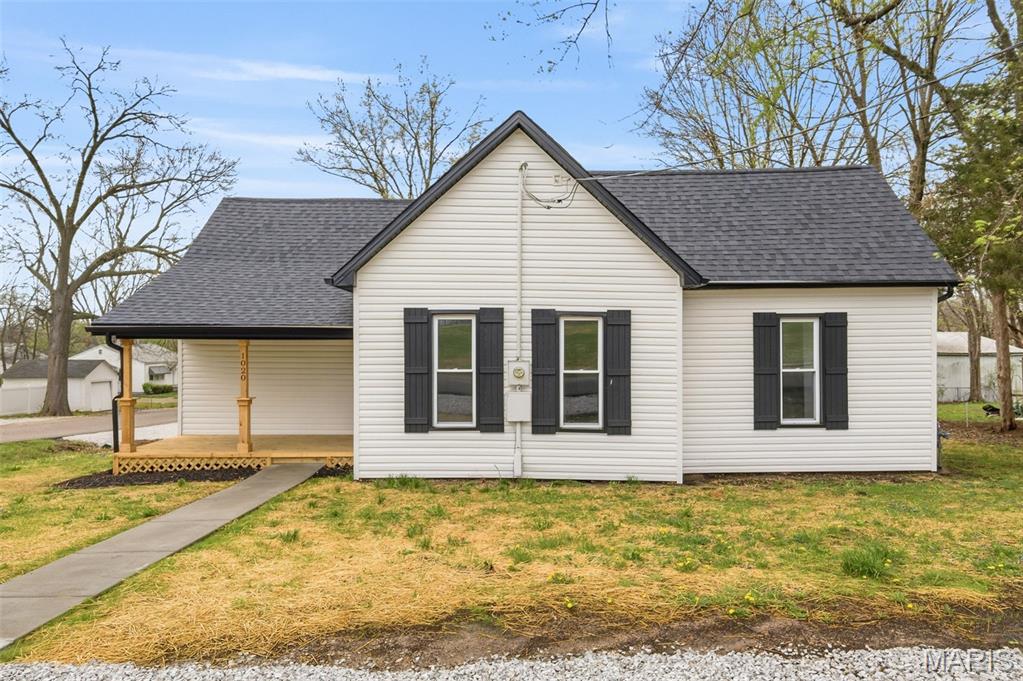 Location, Location!  Just minutes from schools and shopping. No HOA- No Restrictions! This 3-bedroom, 1-bath, home near downtown Troy has been fully refreshed from top to bottom. The home features fully updated, modern finishes. Nearly everything has been renovated to new! New Roof, Siding, Soffits, Fascia, Front Porch, HVAC, Flooring, Lighting, Paint, some windows, Hot Water Heater, Appliances, Butcher Block Counter and so much more! 

Step inside to an inviting open layout that makes everyday living effortless. The bright living area flows seamlessly into the kitchen and dining space, with exposed beam and craftsman wood work creating the ideal setup. The eat-in kitchen features recessed lighting, white shaker cabinets, black hardware, Butcher Block Counter Tops, Extra deep black sink and tall upgraded faucet. Original built-in shelving left to give the home its original charm. 

Spacious primary suite features extra closet space and a ceiling fan. Main Floor Laundry is conveniently located with extra space for added flexibility. Updated full bathroom featuring fresh finishes and charming shiplap accent walls.

Step outside on the freshly painted 14x16 Deck to the 13x28 detached Garage with a new Garage Door. This offers excellent parking, storage space and potential for a workshop. 
All of the updates have been done for you! This one is truly Move in Ready! This is one you do not want to miss!

Schedule your showing today!