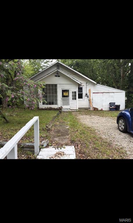 Tucked away in a highly desirable, peaceful pocket of Bolivar, this spacious 2-bedroom home offers the perfect project for a savvy buyer or seasoned investor. Featuring a classic single-story floor plan with nearly 1,500 square feet of potential, the property presents an ideal layout to customize from top to bottom. Enjoy the peace of mind that comes with established city utilities (public sewer and water) and a location that holds premium value. Whether you are looking to build immediate sweat equity or design your dream rental property from the ground up, this off-market gem is priced to move quickly.