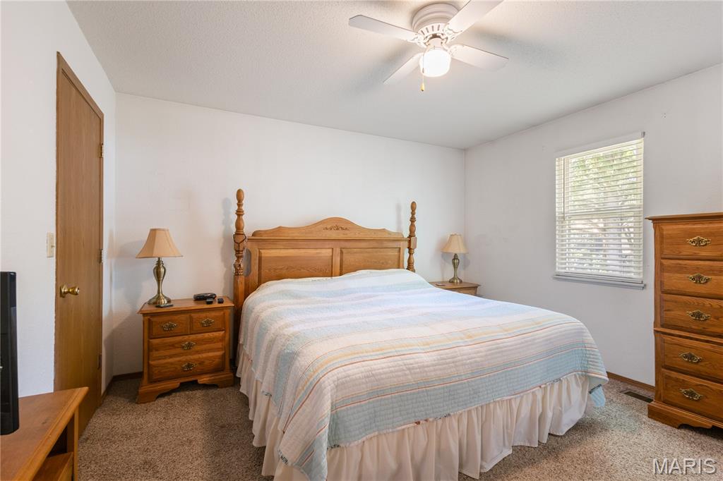 Hillcrest Manor - Residential