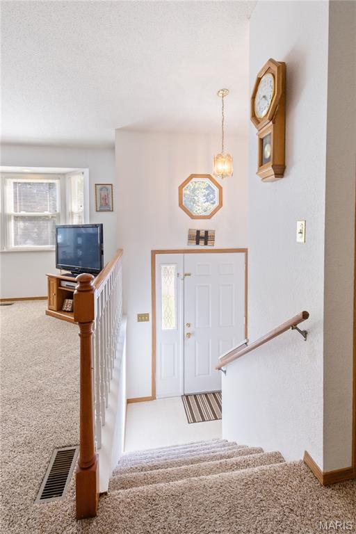 Hillcrest Manor - Residential