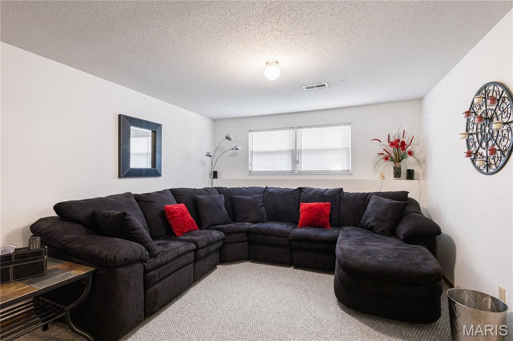 Hillcrest Manor - Residential