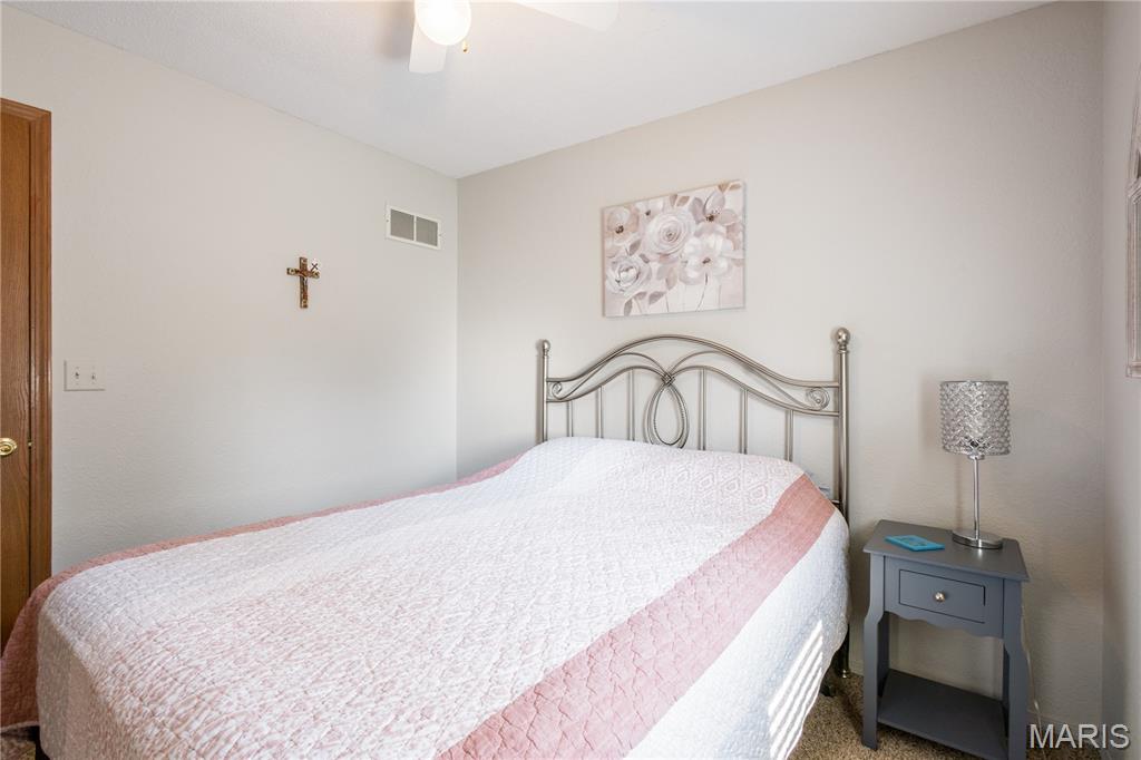 Hillcrest Manor - Residential