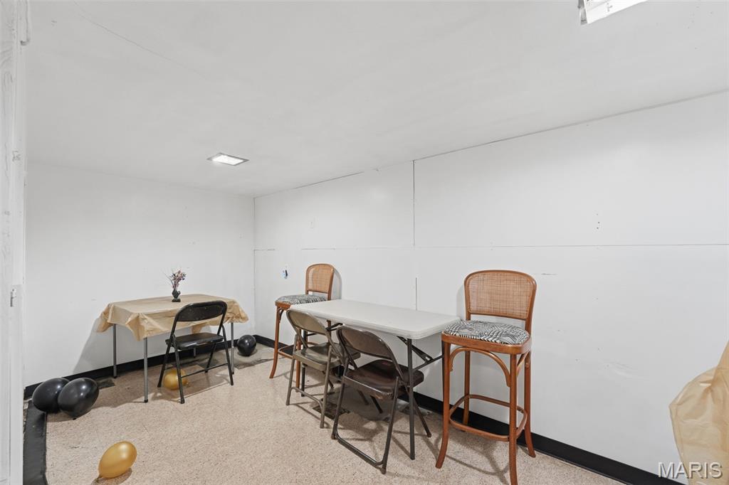 St Louis Commons Add - Residential
