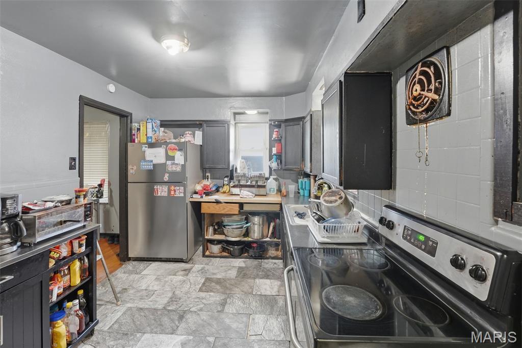 St Louis Commons Add - Residential