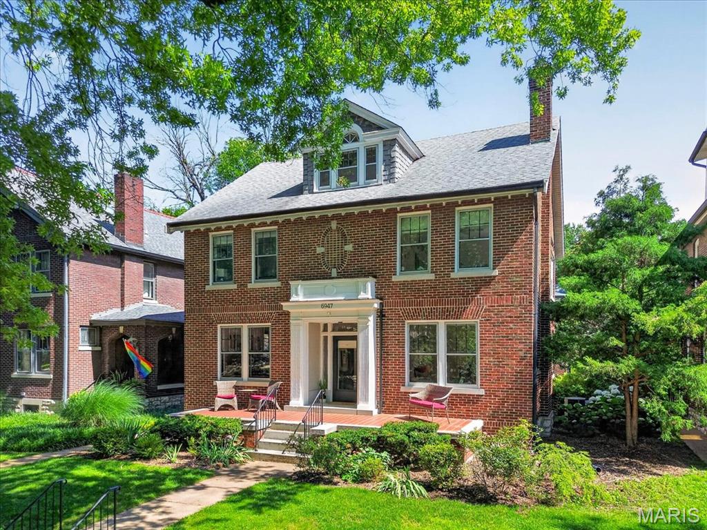 Ames Place - Residential