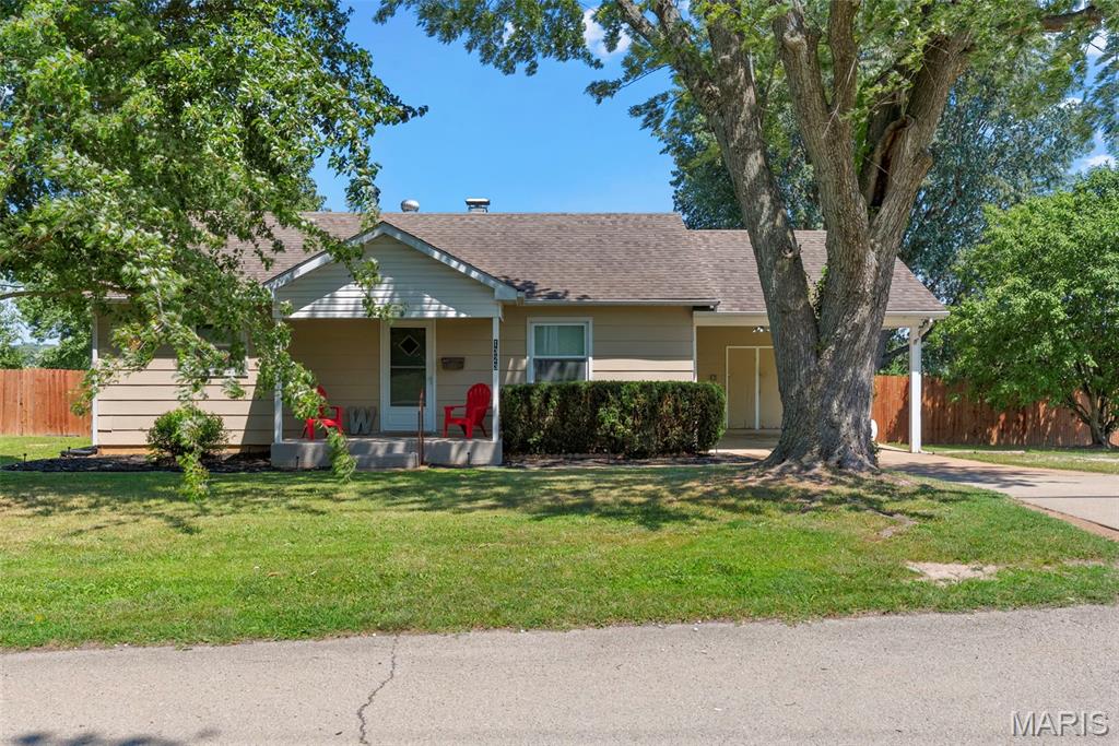 Take a look at everything this affordable DeSoto ranch is offering: nearly one-third of an acre large fenced backyard, main floor laundry, a spacious eat-in kitchen where the Fridge is included, a screened-in porch, walkout basement, and a location that puts you just minutes from schools, restaurants, parks, and local entertainment.

Inside, you will find two comfortably sized bedrooms and a surprisingly spacious eat-in kitchen with an abundance of cabinet and countertop space. One of the best features buyers are sure to appreciate is the main floor laundry room with the washer dryer are included!    that is very hard to find  in this price range where typically the laundry will be tucked away in the basement, if there is a even a basement.  (Seller said this washer/dryer set  could be stacked or unstacked - just your preference)  desirable setup offers convenience, additional storage opportunities, and eliminates the need to carry clothes baskets up and down the stairs.

This home has been lovingly maintained and still carries some of its original character, giving it a fun retro feel. Rather than someone else's rushed renovation, you'll have the opportunity to enjoy its vintage charm or update it over time to match your own style and vision. The screened-in porch overlooking the fenced, level backyard is one of those features that adds everyday enjoyment to the home, providing a comfortable space to enjoy fresh air while remaining protected from the elements and bugs. Be sure to check out the awesome shed in the backyard while you are there.

Major updates have already been tackled over the years, including a high-efficiency furnace installed in 2020, air conditioner in 2019, water heater in 2020, upgraded electric panel, and roof in 2015.

Tucked into a quiet neighborhood near the schools and just minutes from Highway 21, the location offers the convenience of being close to everything while avoiding the hustle and bustle. From here, you're just a couple of minutes away from catching a movie at the Melba Theatre, grabbing dinner at El Lobo Rojo or Pogolino's, or spending an afternoon exploring the creek and green space at Walther Park. Whether you're purchasing your first home, looking to simplify life with less space to maintain, or searching for a property where you can add your own cosmetic touches over time, this is the kind of home that gives you room to enjoy today while leaving plenty of opportunity for tomorrow.  Chances are you will want to call this place home once you see it!!