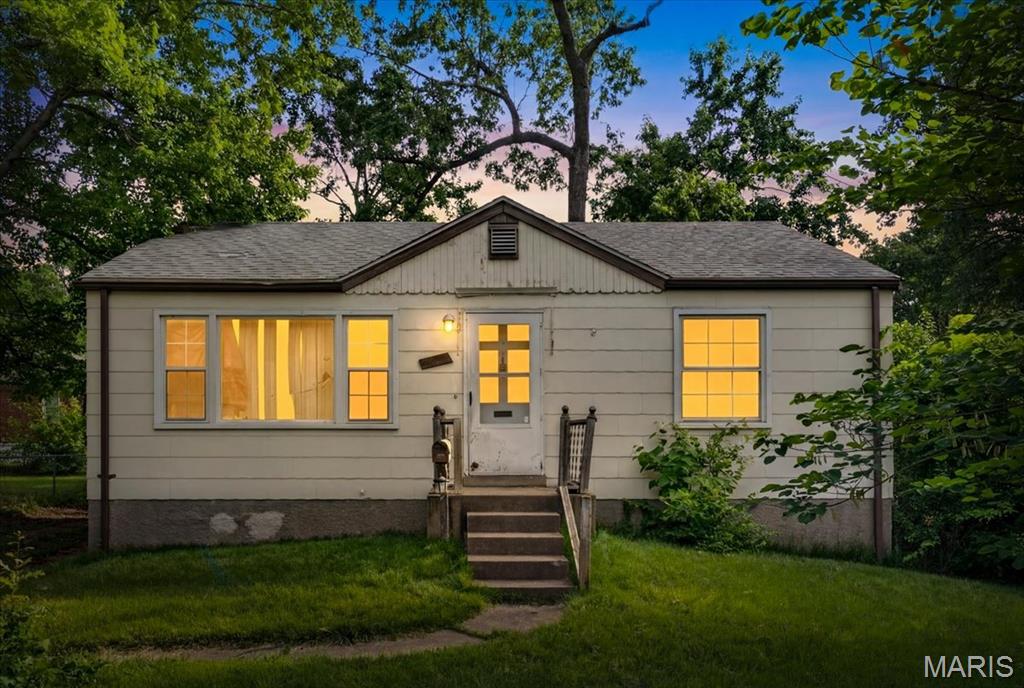 Property is being sold as is. Seller to do no inspections or repairs. Please use a special sales contract and no inspection riders will be accepted. Buyers must close at Investors Title. Utilities are not on and will not be turned on. Owner is a licensed real estate broker, state of Missouri.