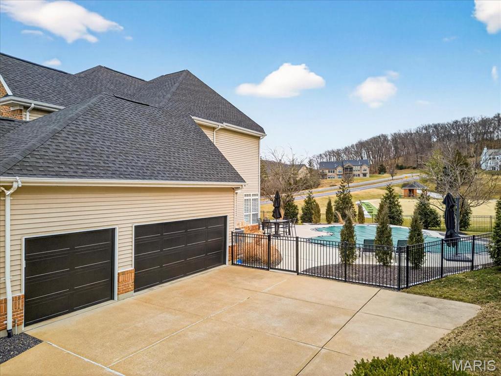 Overlook At The Legends - Residential