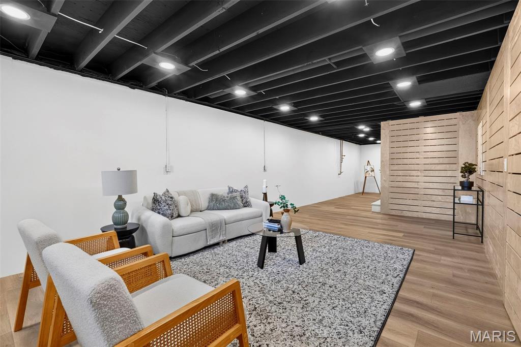 Westhampton 1 - Residential