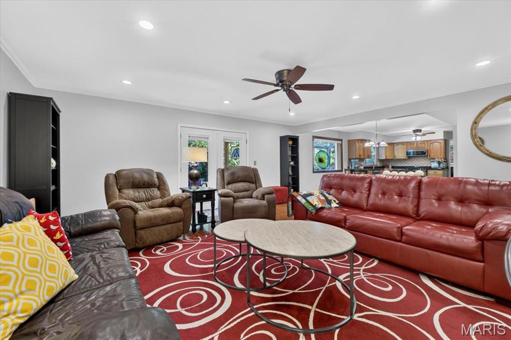 Elmwood Manor #6 - Residential