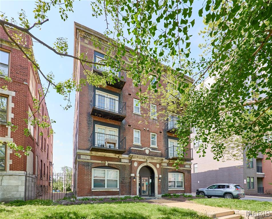 City/St Louis - Residential Lease
