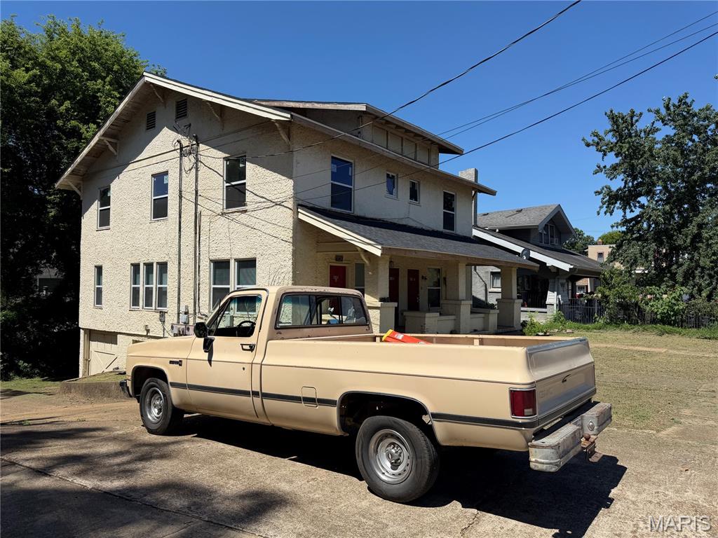 Expand your investment portfolio with this exceptional package offering of 8 rental units across five properties in Poplar Bluff, Missouri. This unique portfolio includes 640 & 644 Vine St., 623 Arthur St., 943 W. Harper St., 1210 S. 14th St., and 1214 S. 14th St., providing an outstanding opportunity to acquire multiple income-producing properties in one transaction. Several of the properties have already benefited from significant capital improvements, including brand-new roofs, updated windows, and newer heating and cooling systems, helping reduce future maintenance costs. With some units already occupied by established tenants, you’ll enjoy immediate rental income while still having opportunities to increase cash flow through additional occupancy and future improvements. Finding 8 rental units available as a single package for under $200,000 is a rare opportunity in today’s market. Whether you’re looking to expand an existing portfolio or jump-start your real estate investing journey, this value-packed offering delivers excellent income potential with room for future growth.

Properties are listed for sale individually also, MLS #'s 26041571, 26040740, 26040697, 26040671, & 26040648.