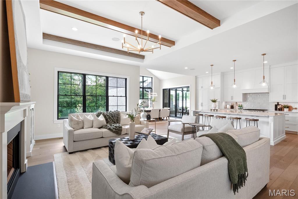 The Enclave at Frontenac and Westwood - Residential