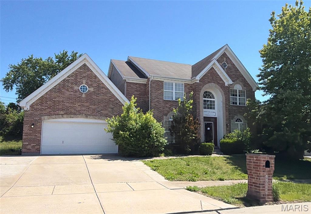 This spacious two-story home offers over 4,000 square feet of total living space. Featuring 4 bedrooms, 3.5 bathrooms, an attached garage, and a full basement, this property provides ample space and endless potential. Conveniently located near shopping, dining, everyday amenities, and major thoroughfares for easy commuting. The property is being sold occupied—please do not disturb the occupant.