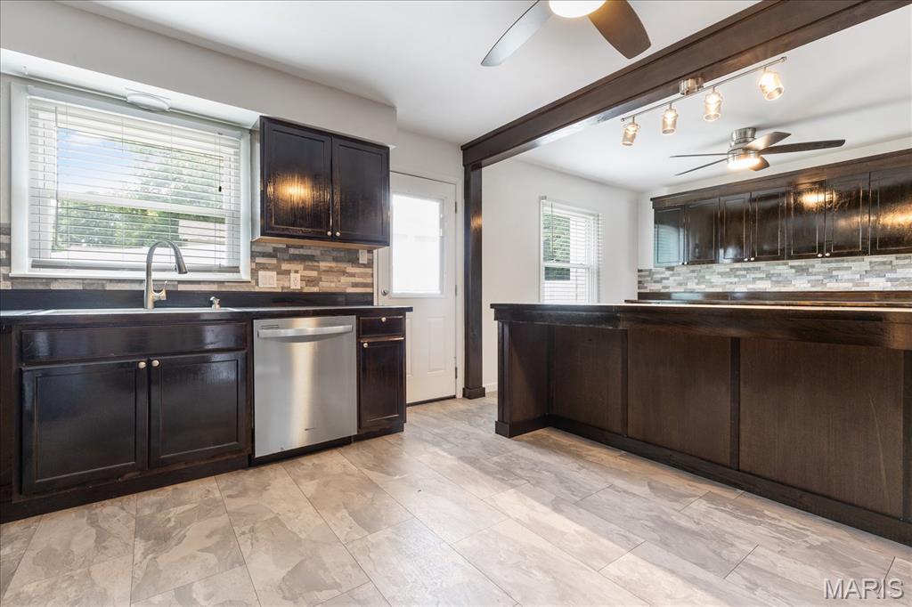 Elmwood Manor #7 - Residential