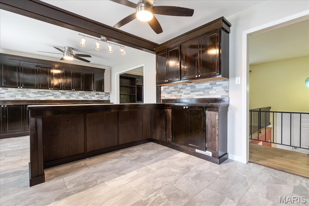 Elmwood Manor #7 - Residential