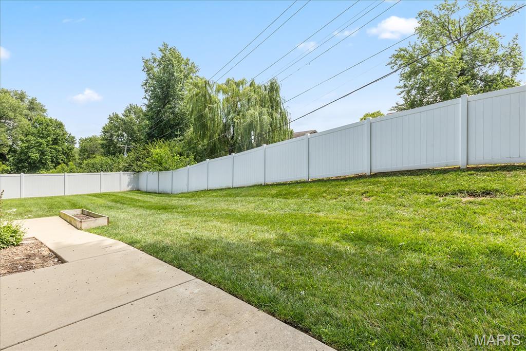 Elmwood Manor #7 - Residential
