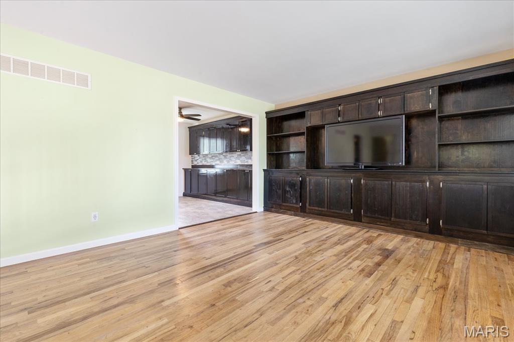 Elmwood Manor #7 - Residential