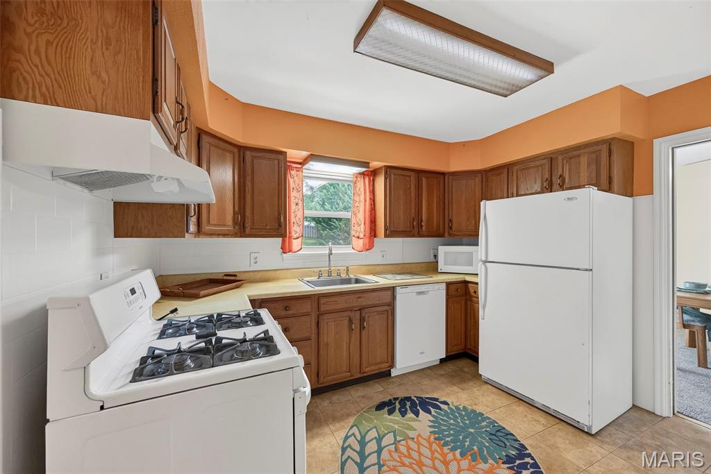 Webster Oaks - Residential